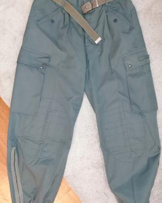 Pantaloni militari cargo