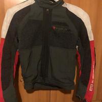 Giacche Dainese, stivali Dainese, casco Westt