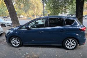 Auto sempre tagliandata unico proprietario