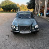 Lo faccio una vecchia Volvo con pochi chilometri