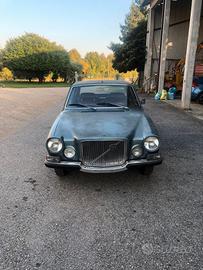 Lo faccio una vecchia Volvo con pochi chilometri