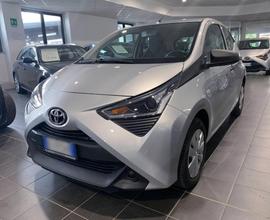 Toyota Aygo 5p 1.0 x-business 72cv