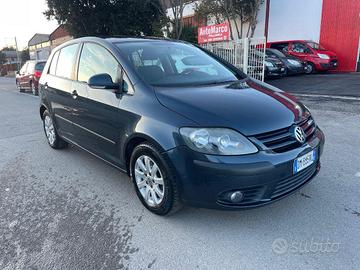 VOLKSWAGEN - Golf Plus - 1.6 Comfortline