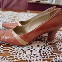 Eleganti scarpe décolleté bicolor