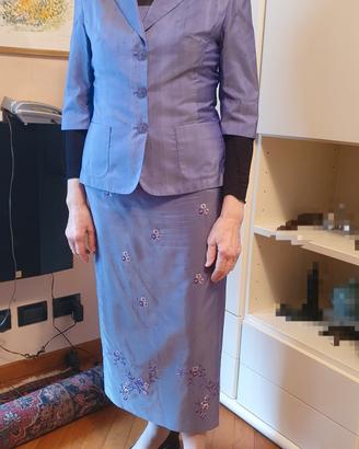 Completo elegante tre pezzi in misto seta.