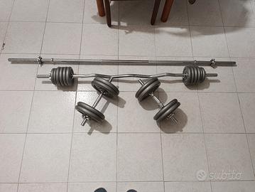 Set pesi usati pochissimo 