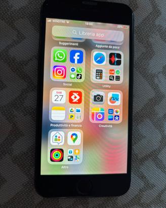 IPHONE 8