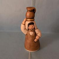 Donna con anfora presepe Thun bianca natur