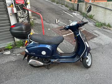 Vespa 125lx