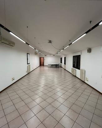 Ufficio/stanza 80mq