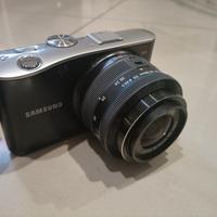 Macchina fotografica mirrorless Samsung