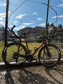 Bici da corsa KTM revelator alto exonic 2025