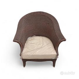 Due poltrone in rattan 