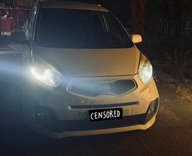 Kia picanto (sporty glam)