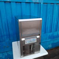 fabbricatore di ghiaccio a scaglie usato 40kg/24