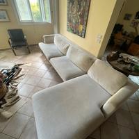 Divano 4 posti con penisola