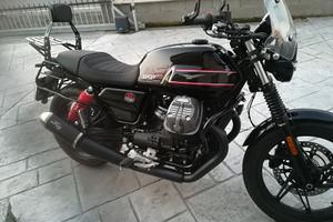 Guzzi V7 Stone special editon