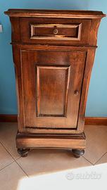 Comodino vintage in legno massello – anni ’50/’60