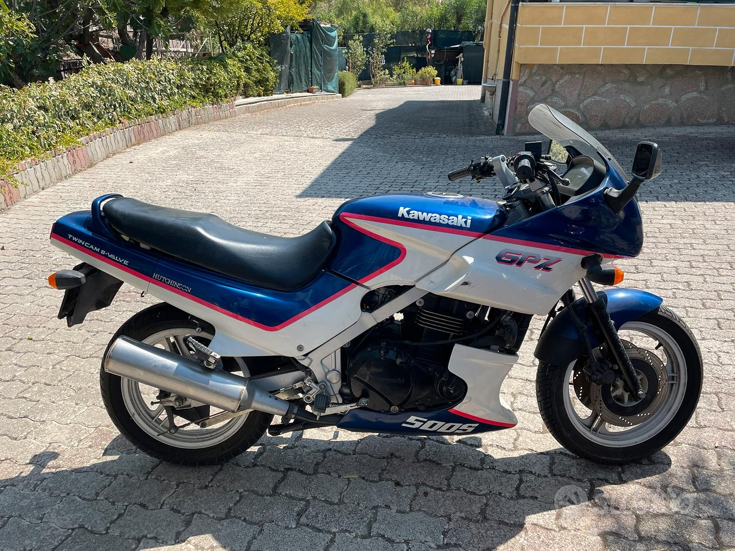 Kawasaki GPZ 500s anno 1992 iscrivibile storica Moto e Scooter In vendita a Caltanissetta