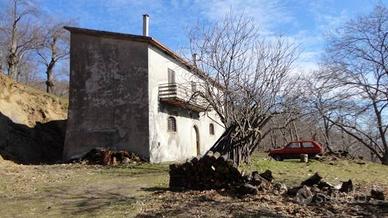 Terreno di 100000 m² a Roccamonfina