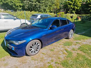 Alfa Romeo Giulia Veloce 