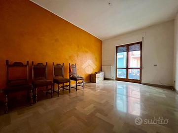 3 LOCALI A SANTERAMO IN COLLE