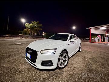 AUDI A5 2.0 TDI  S-tronic BUSSINES SPORT