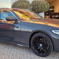 BMW 318 TOURING MSPORT PERFORMANCE