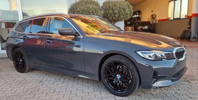 BMW 318 TOURING MSPORT PERFORMANCE