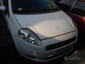 RICAMBI USATI AUTO FIAT Grande Punto 1Â° Serie 350