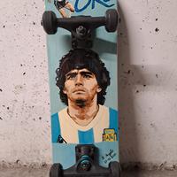 Skateboard Maradona dipinto a mano, unico al mondo