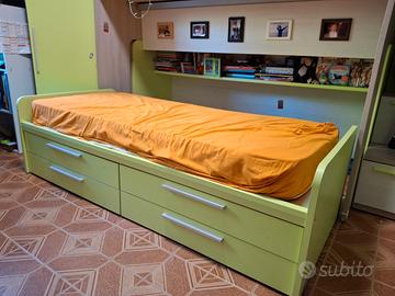 Letto con cassettiera per cameretta bambini