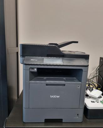Stampante Brother MFC-L5750DW