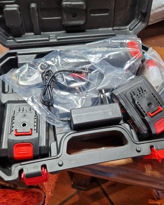 elettrosega mini con due batteria nuova