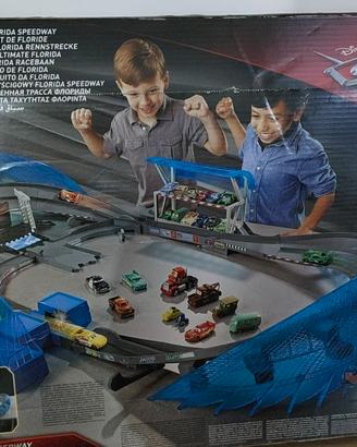 Mega Pista Ultimate Florida Speedway Disney Pixar 