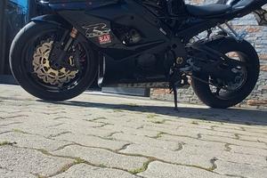 SUZUKI GSXR 1000 K5