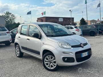 Fiat Panda 0.9 TwinAir Turbo Natural Power Lounge