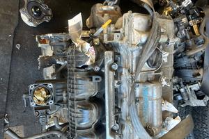 Motore 2ZRFXE Toyota Prius 1.8 benzina Hybrid