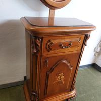 Mobiletto ingresso con specchio