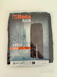Pantaloni antipioggia