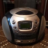 Radio riproduttore CD portatile