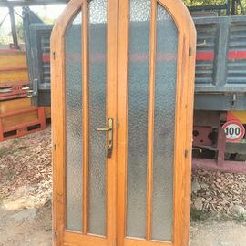 porta a due battenti