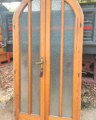 porta a due battenti