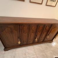 Mobiletto in legno di buona qualità