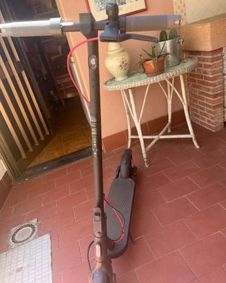 Monopattino elettrico xiaomi 4 lite