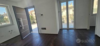 CIVITANOVA M.TRILOCALE CON INGRESSO INDIPENDENTE