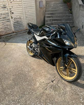 Yamaha YZF R125