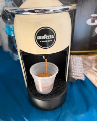 Macchina Del Caffe Lavazza A modo mio Jolie