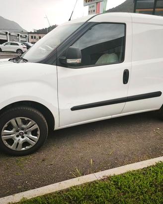 Fiat Doblo 3 posti