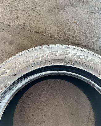 4 pneumatici invernali auto praticamente nuovi